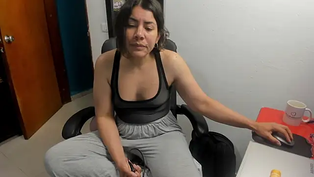 peanut tangerine online show from 01/19/26, 12:03