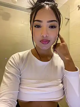 SOPHIACANDY19  online show from 02/22/26, 09:57