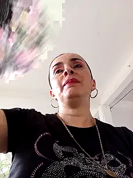 Samantha Sullivan  online show from 09/27/25, 10:15