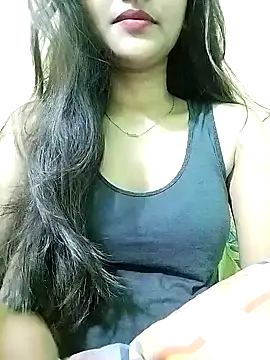 MISSQUEEN48 online show from 01/22/25, 03:40