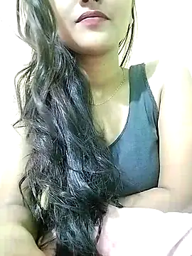 MISSQUEEN48 online show from 02/13/25, 12:11