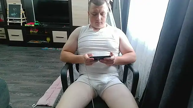 Snapshot of gamblingbum chatting on 06/20/26, 12:52 gamblingbum online show from 06/20/26, 12:52