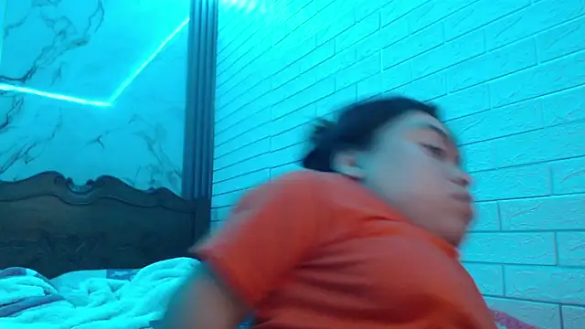 Snapshot of Michelle_Brooks chatting on 02/12/25, 12:05 Michelle Brooks online show from 02/12/25, 12:05