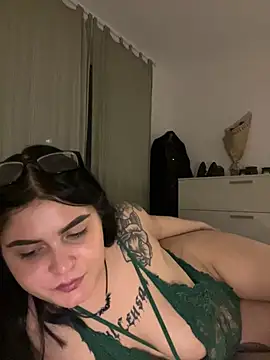 alexaandreea99 online show from 12/16/24, 01:10