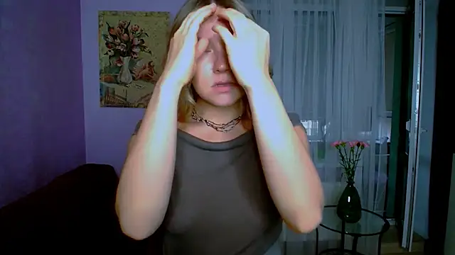 TaylorBre online show from 09/16/25, 05:41