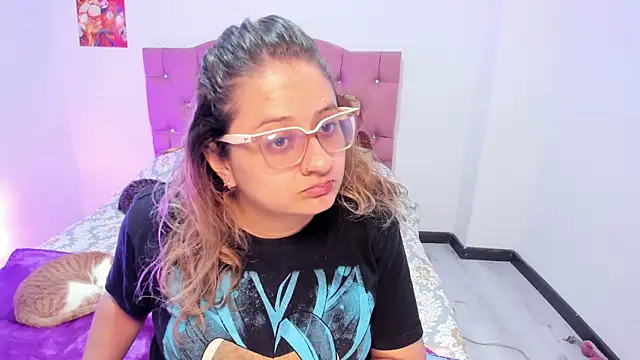 AnnieBigBoobs online show from 11/20/25, 09:14