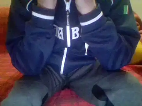 Snapshot of Ariete80s chatting on 03/19/25, 09:37 Ariete80s online show from 03/19/25, 09:37