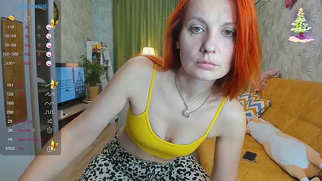 LuxieDelight online show from 01/19/25, 07:15