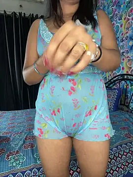 Hot royalbhabhi online show from 02/03/25, 01:40