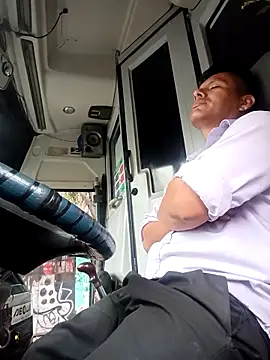 alexchir4 online show from 02/11/26, 12:43