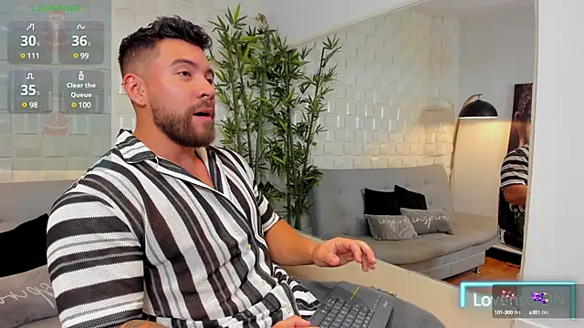 Snapshot of _dreammr1_ chatting on 01/23/25, 10:54 dreammr1 online show from 01/23/25, 10:54