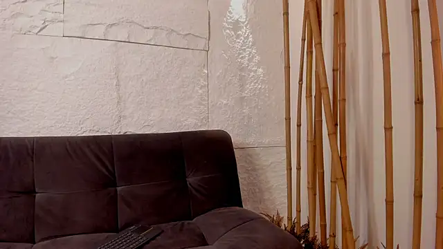 Snapshot of _dreammr1_ chatting on 02/17/25, 02:37 dreammr1 online show from 02/17/25, 02:37