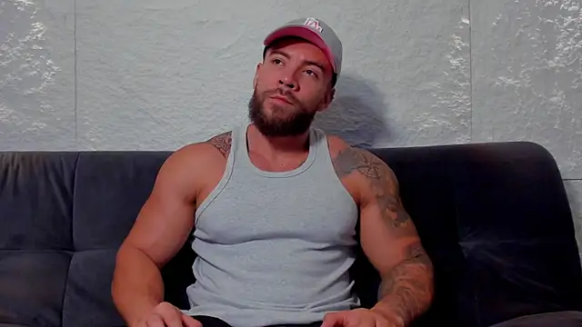 Snapshot of _dreammr1_ chatting on 03/03/25, 01:53 dreammr1 online show from 03/03/25, 01:53