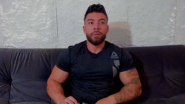 Snapshot of _dreammr1_ chatting on 03/15/25, 10:00 dreammr1 online show from 03/15/25, 10:00