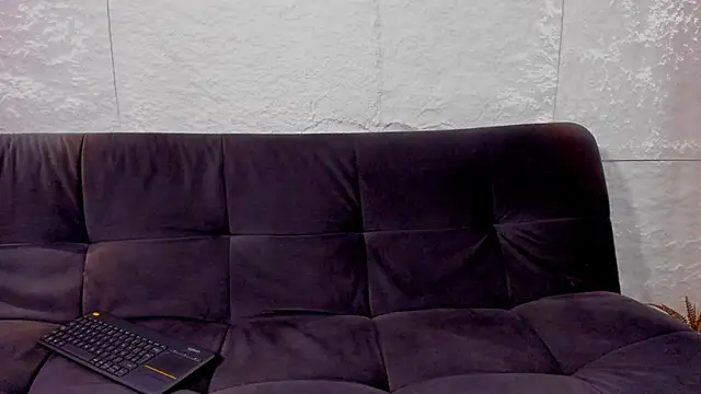 Snapshot of _dreammr1_ chatting on 03/22/25, 03:53 dreammr1 online show from 03/22/25, 03:53