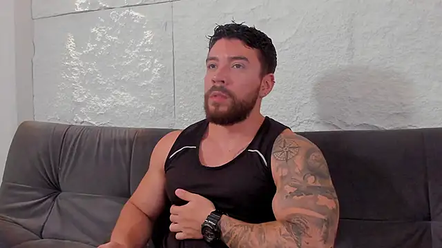 Snapshot of _dreammr1_ chatting on 09/16/25, 02:12 dreammr1 online show from 09/16/25, 02:12