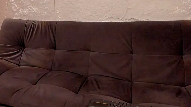 Snapshot of _dreammr1_ chatting on 10/01/25, 11:33 dreammr1 online show from 10/01/25, 11:33