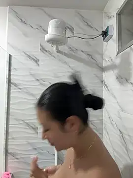 Snapshot of Karlee_rouse chatting on 02/22/26, 10:19 Karlee rouse online show from 02/22/26, 10:19