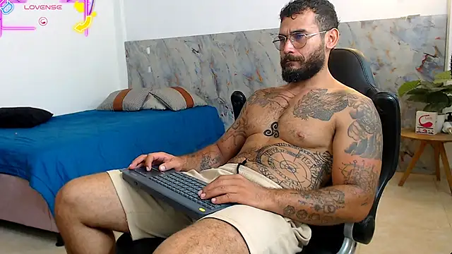 hanz col online show from 11/12/25, 02:12