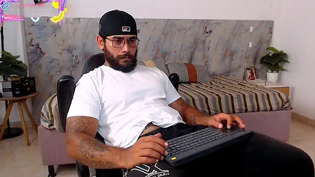 hanz col online show from 04/04/26, 01:26