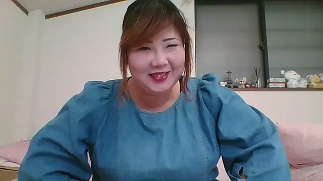 SAKU-RA-chan online show from 03/22/25, 03:52