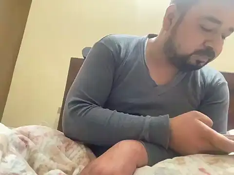 coolboy6566 online show from 01/17/26, 03:33