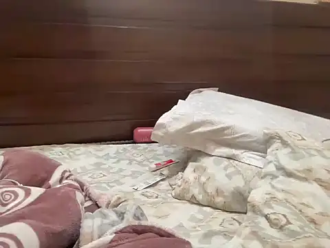 coolboy6566 online show from 02/21/26, 05:36