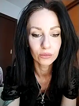 Snapshot of dahlia_82 chatting on 07/15/26, 08:41 dahlia 82 online show from 07/15/26, 08:41