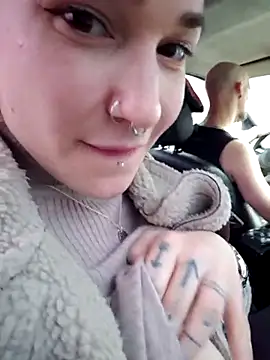 Snapshot of FoxRineHelen chatting on 02/27/25, 12:23 FoxRineHelen online show from 02/27/25, 12:23