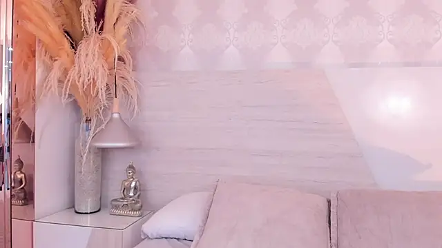 IvannaAnggel online show from 06/01/26, 01:24