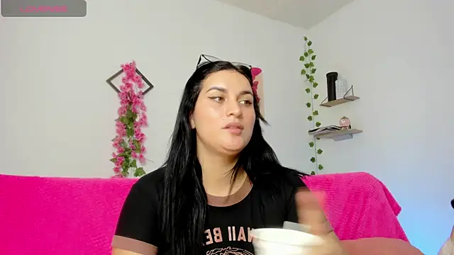 Emic  online show from 01/28/25, 05:56