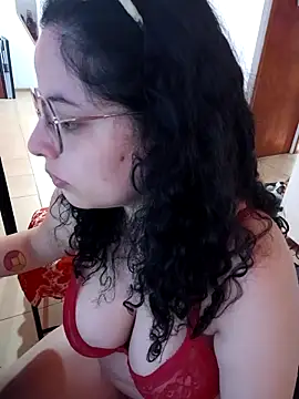 Snapshot of babyluna939 chatting on 11/04/25, 05:34 babyluna939 online show from 11/04/25, 05:34