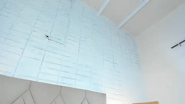 Isis Osman online show from 03/12/25, 11:54