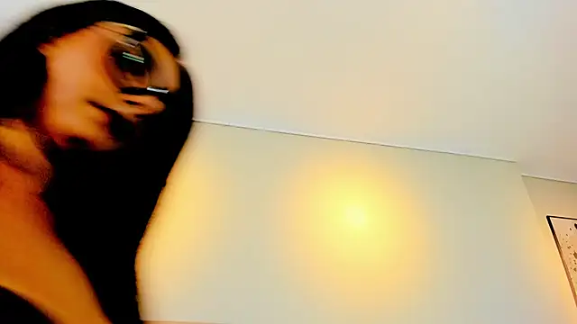 Isis Osman online show from 02/06/26, 07:17