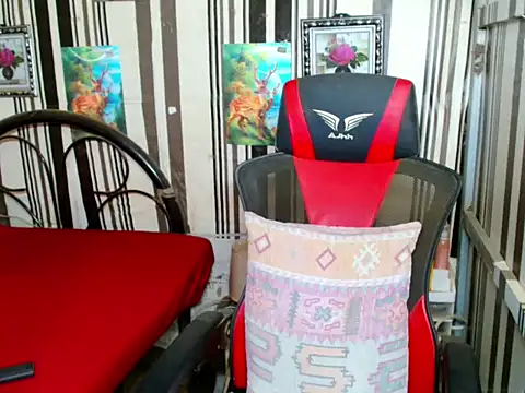 Snapshot of Reginex chatting on 05/29/26, 01:31 Reginex online show from 05/29/26, 01:31