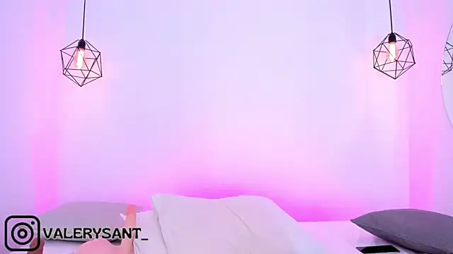 valerysantos  online show from 03/11/25, 11:01