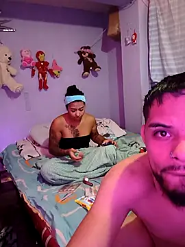 MelissaAndZeuss online show from 04/22/26, 02:07