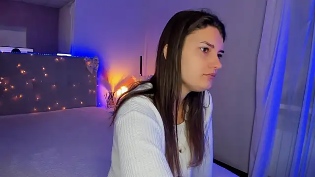 Laura Leee online show from 07/12/26, 04:58