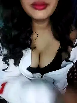 Miss-Siyaa online show from 12/04/24, 05:33