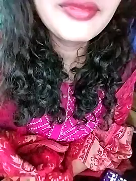 Miss-Siyaa online show from 12/11/24, 02:33