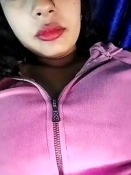 Miss-Siyaa online show from 12/16/24, 06:27