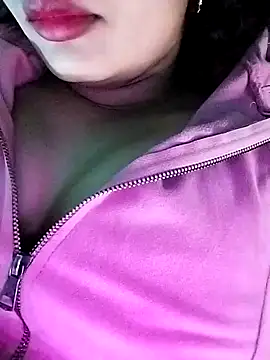 Miss-Siyaa online show from 12/29/24, 02:42