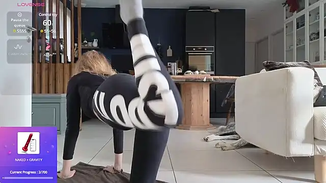 Snapshot of Luxymin34 chatting on 01/09/25, 09:16 Luxymin34 online show from 01/09/25, 09:16