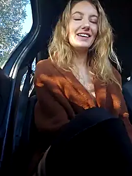 Snapshot of Luxymin34 chatting on 02/06/25, 09:32 Luxymin34 online show from 02/06/25, 09:32