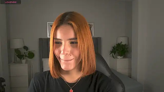 Madie  collins online show from 04/15/26, 11:50