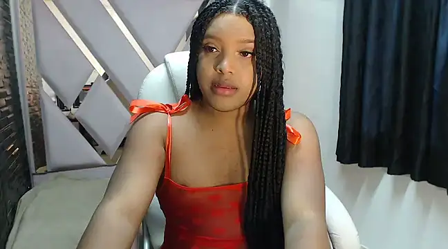 Snapshot of ShanayaKops chatting on 02/06/25, 01:43 ShanayaKops online show from 02/06/25, 01:43