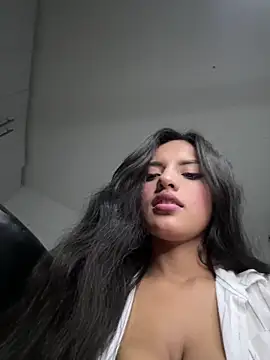 Dulceeany online show from 02/20/25, 11:32