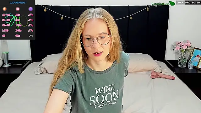 CatmintLush online show from 05/03/26, 11:44