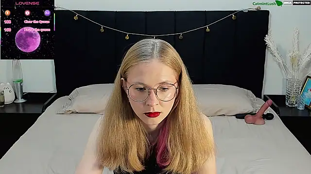 Snapshot of CatmintLush chatting on 06/30/26, 11:39 CatmintLush online show from 06/30/26, 11:39