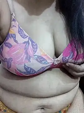 Urmila bhabhii online show from 04/13/26, 05:35